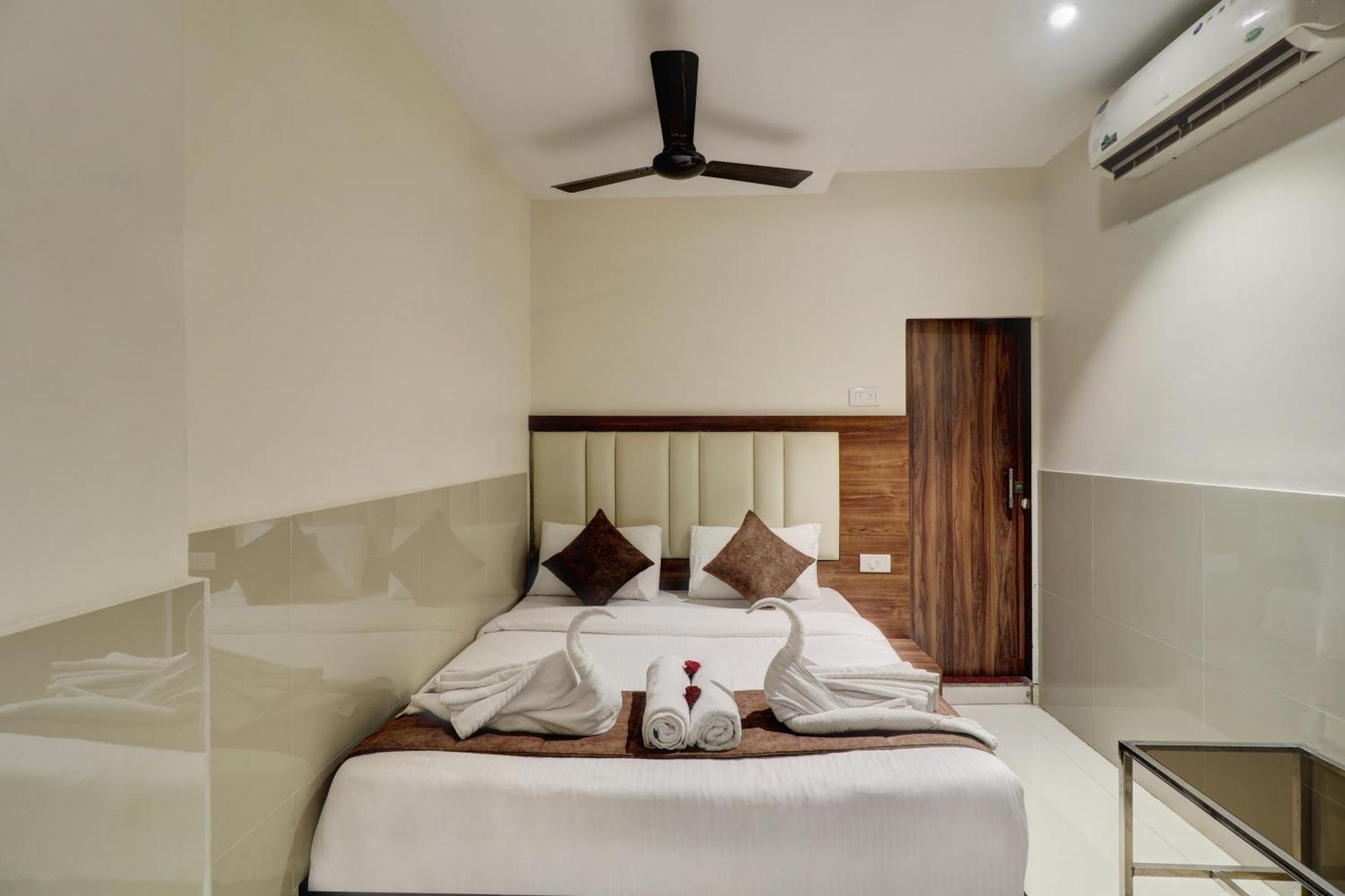New Parimeet Residency Otel Navi Mumbai Dış mekan fotoğraf