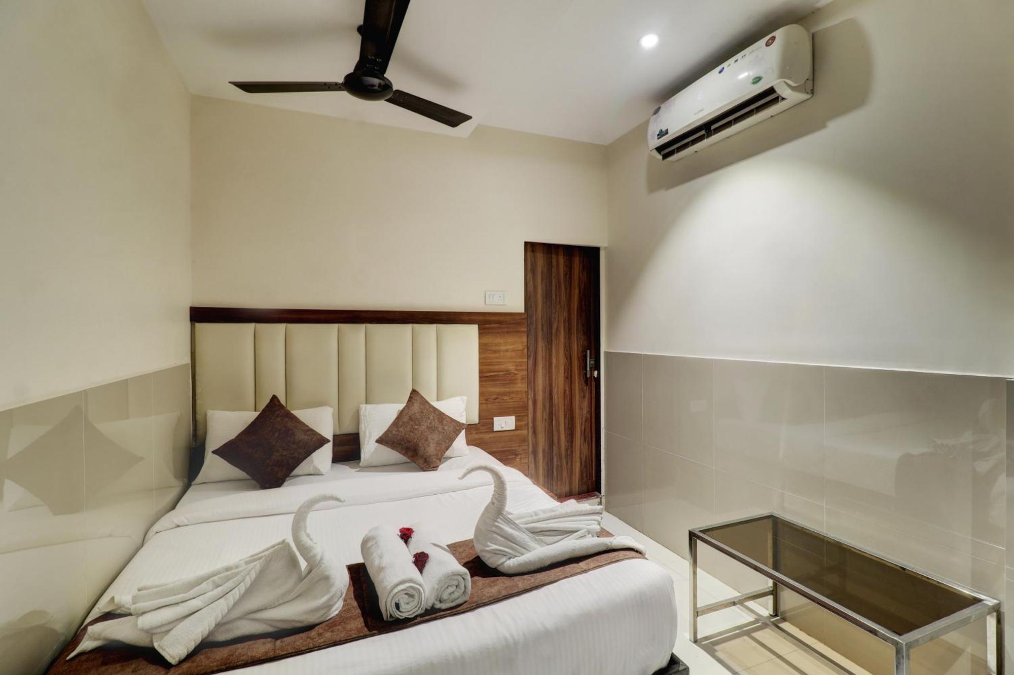 New Parimeet Residency Otel Navi Mumbai Dış mekan fotoğraf