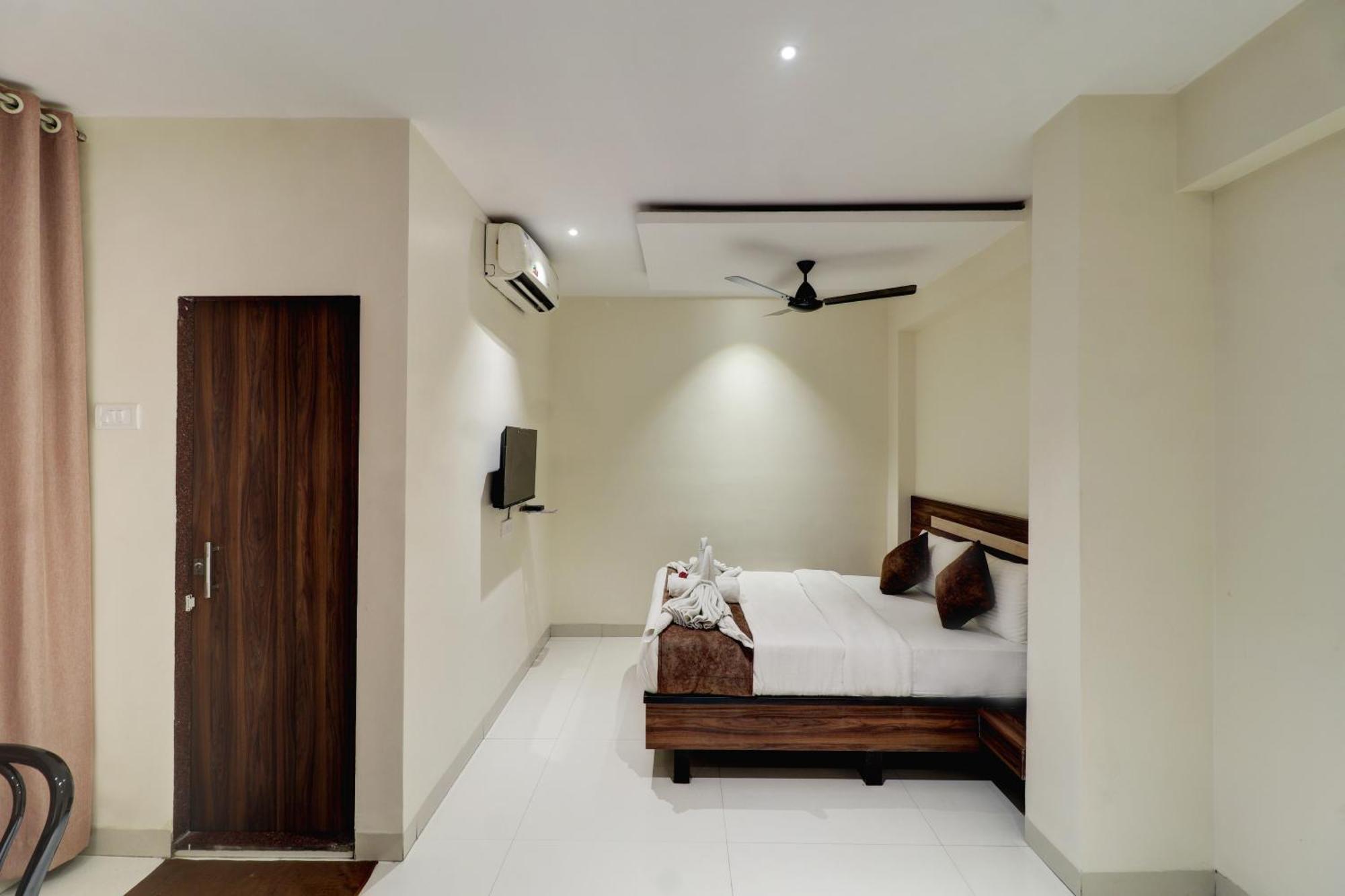 New Parimeet Residency Otel Navi Mumbai Dış mekan fotoğraf