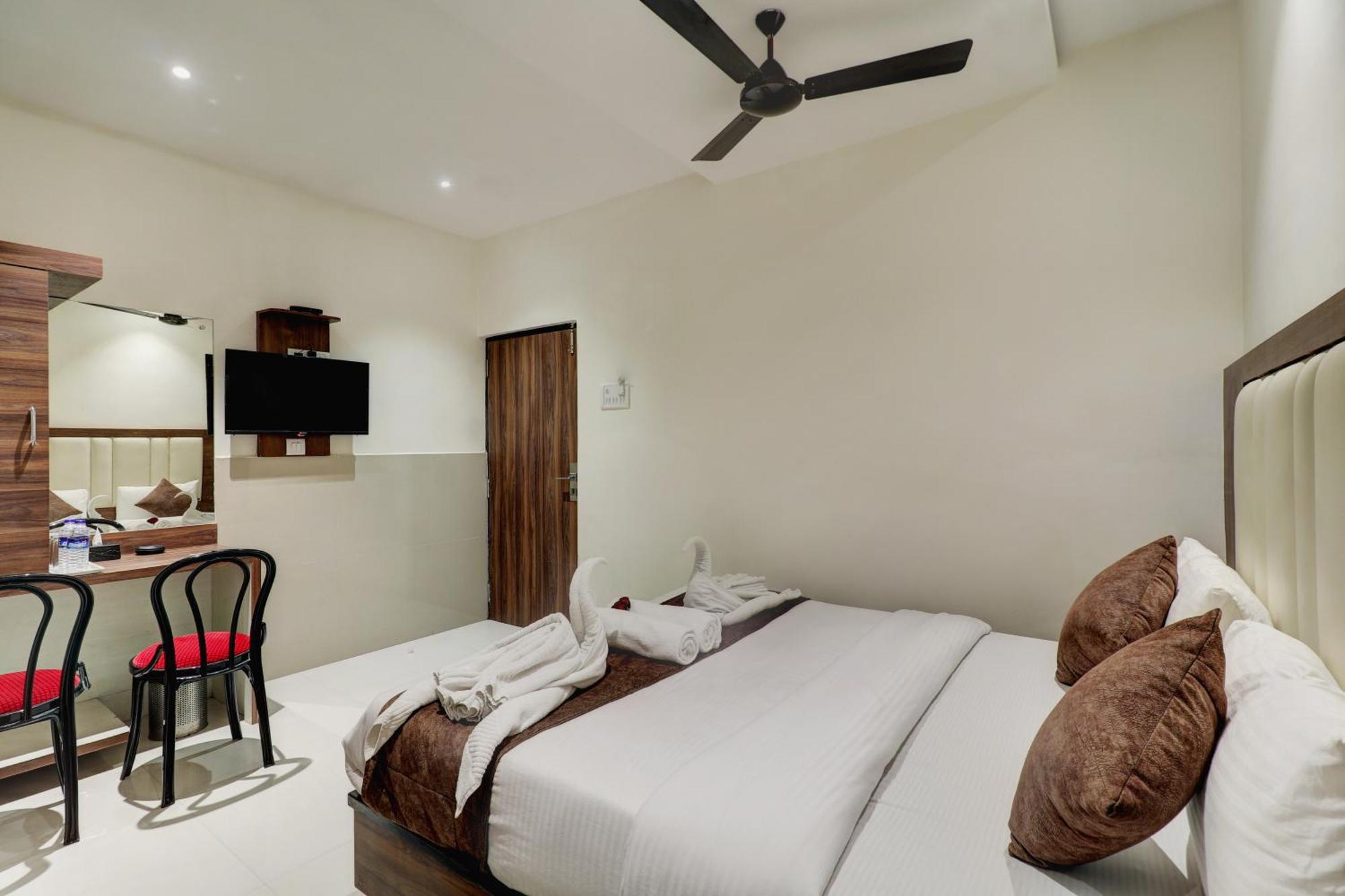 New Parimeet Residency Otel Navi Mumbai Dış mekan fotoğraf