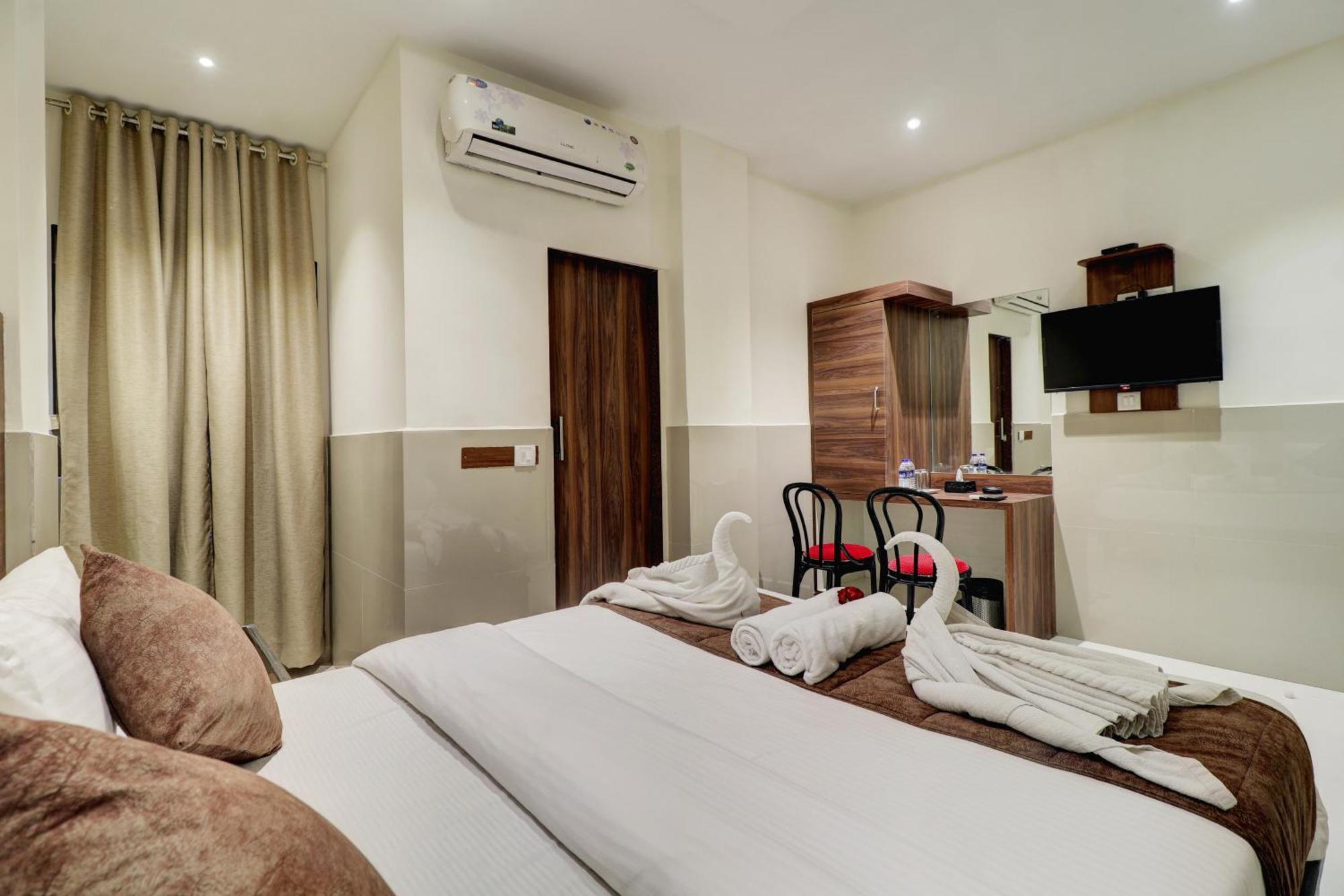 New Parimeet Residency Otel Navi Mumbai Dış mekan fotoğraf