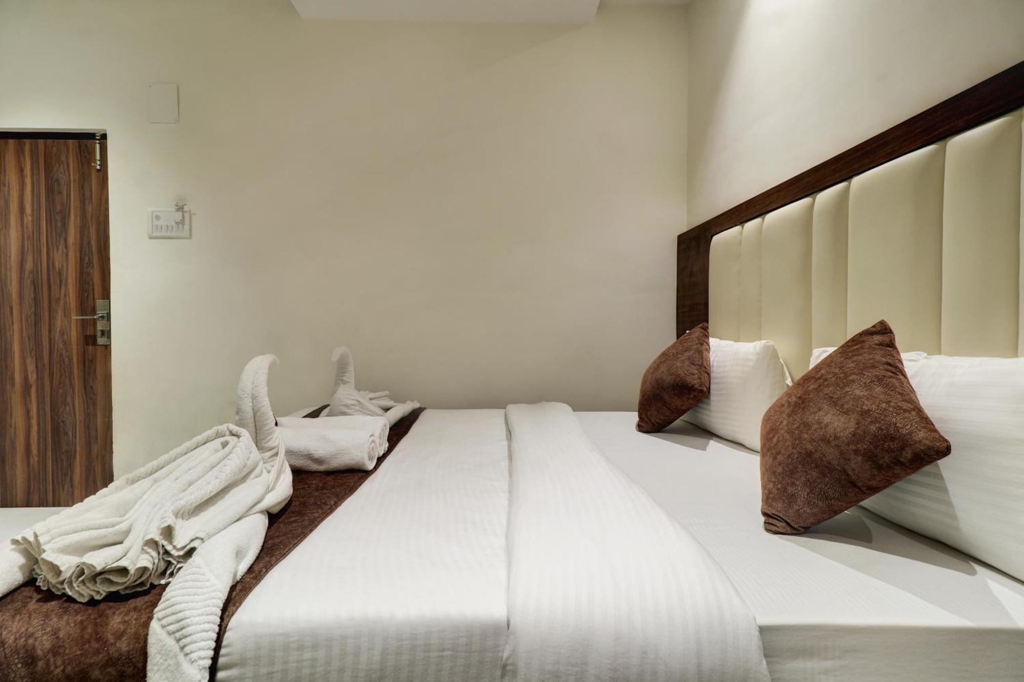 New Parimeet Residency Otel Navi Mumbai Dış mekan fotoğraf