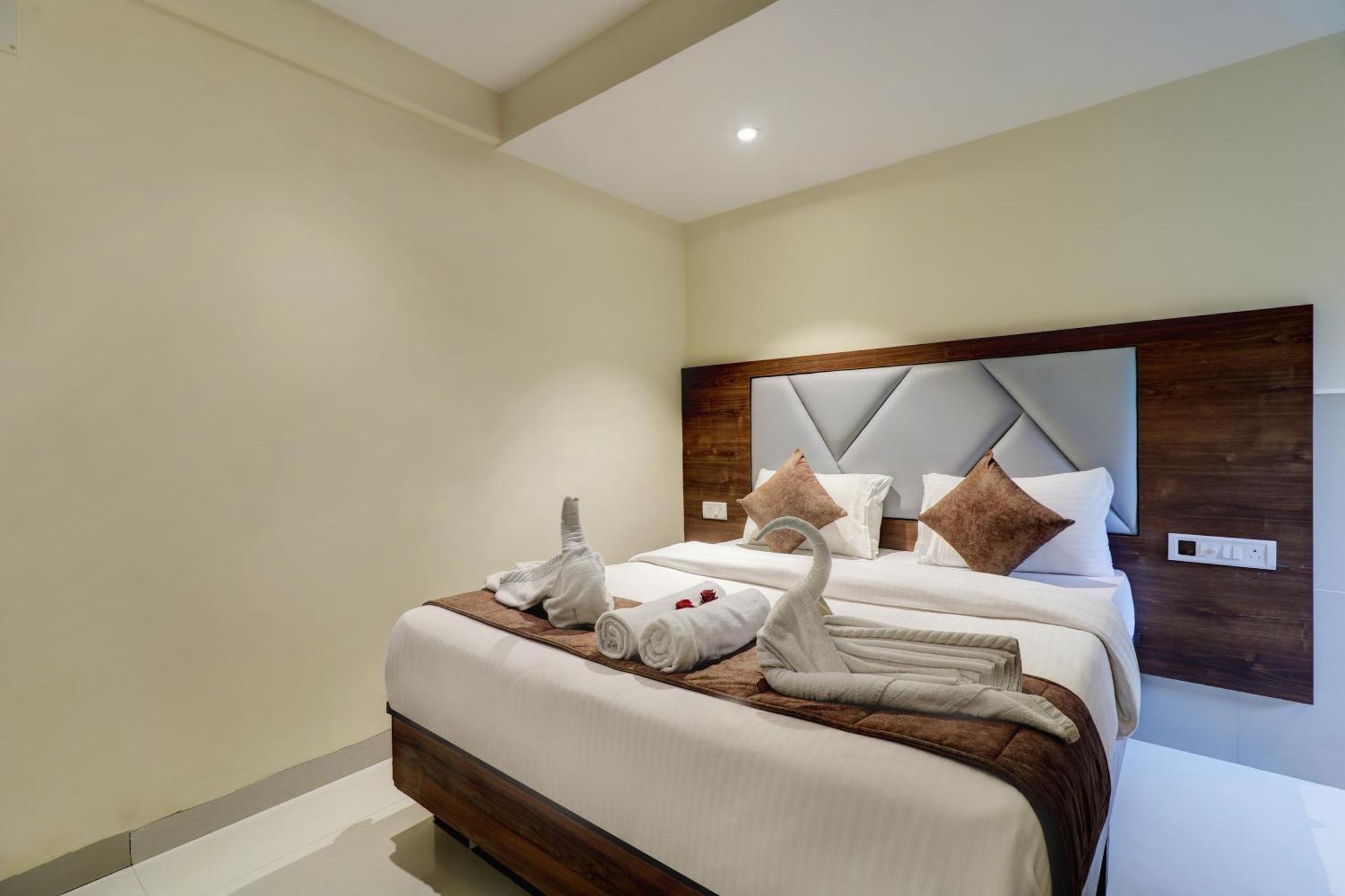 New Parimeet Residency Otel Navi Mumbai Dış mekan fotoğraf