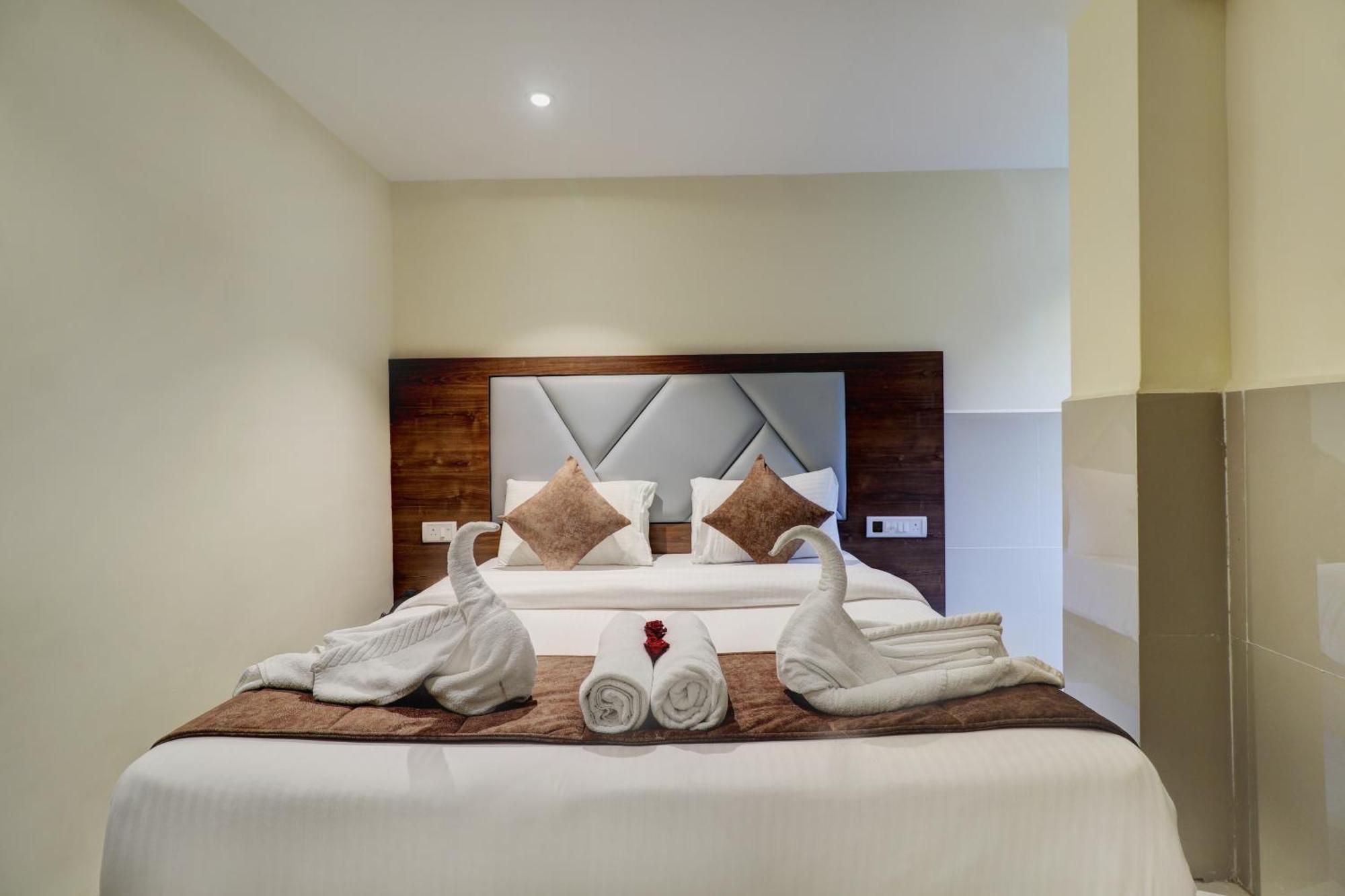 New Parimeet Residency Otel Navi Mumbai Dış mekan fotoğraf